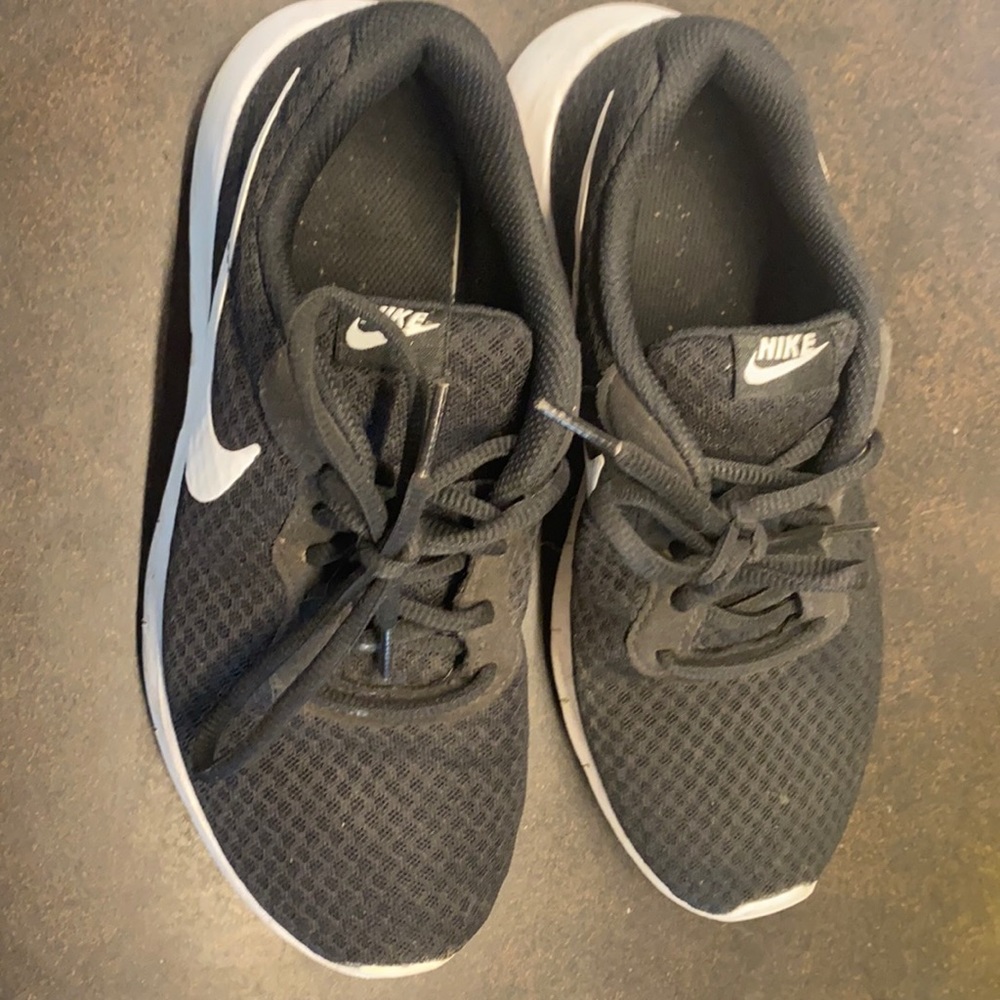 Nike black shoes